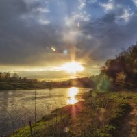 Лучи и зайчики вечернего солнца :: Сергей Цветков Лучи и зайчики вечернего солнца :: Сергей Цветков