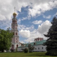 Новодевичий монастырь :: Andrey Lomakin Новодевичий монастырь :: Andrey Lomakin