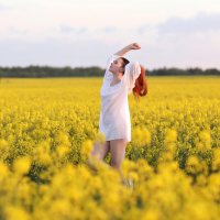 Жёлтое и белое (3) :: Игорь Парв