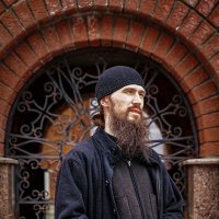 "Монах-гид"© :: Владимир Макаров