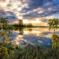 Вечер на озере :: Vladimbormotov 