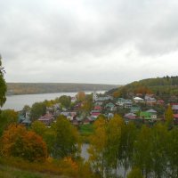 Как-то пасмурным осенним днём в Плёсе :: svk *