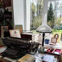 Уголок Даниила Гранина :: Мария Васильева