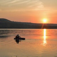 Рыбалка на рассвете.... :: Надежда Куркина 