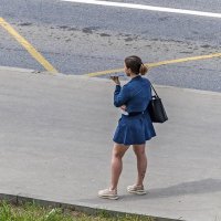 Мини опять в моде? :: Валерий Иванович