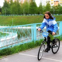 Со скоростью света врываемся в лето! :: Татьяна Помогалова