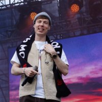 На концерте в День Химика. :: Вик Токарев На концерте в День Химика. :: Вик Токарев