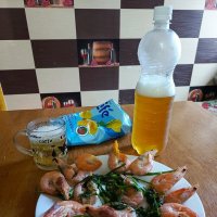 А после работы пиво с креветками :: Татьяна Пальчикова