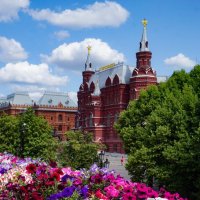 Лето на Манежной :: Ольга Лето на Манежной :: Ольга