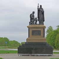 Памятник преподобному Сергию Радонежскому и благоверному князю Димитрию. на Красном холме. :: ИРЭН@ .