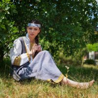 Славянская девушка :: Геннадий Б Славянская девушка :: Геннадий Б