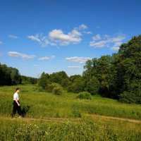 "Над тобою, поле, небо голубое, небо Родины моей" (из песни  советских времён) :: Андрей Лукьянов