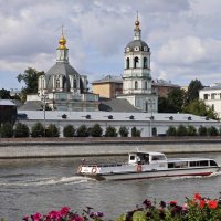 Прогулка по Москве-реке :: <<< Наташа >>>