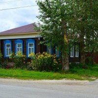 Ядрин. Дом по ул. 50 лет Октября 13. :: Пётр Чернега