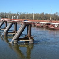 На Оке у моста. :: Михаил Столяров На Оке у моста. :: Михаил Столяров