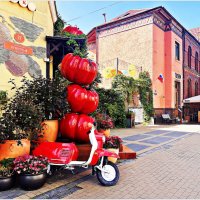 Летнее украшение магазина. :: Валерия Комова