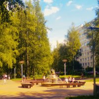 Летний день в городе :: Сергей Кочнев