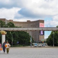 Городская Зарисовка :: юрий поляков