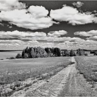 Плывут по небу облака :: Валентин Котляров