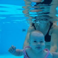 Эммочка под водой! :: Светлана Хращевская