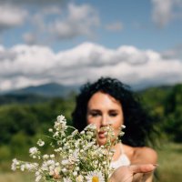 В ромагках :: Елена