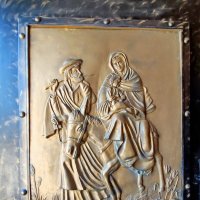 Маронитсая церковь, фрагмент входных дверей :: Надя Кушнир