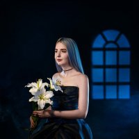 Девушка с цветами :: anatoly 