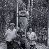 Ижевск 1976 года - Семья Олег Поскрёбышев - Катя, Вера и Зоя Ивановна :: Владимир Максимов