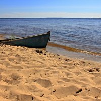 Пирога Робинзона Крузо :: Евгений Корьевщиков Пирога Робинзона Крузо :: Евгений Корьевщиков