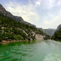 Зелёные воды каньона :: Юрий. Шмаков