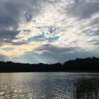 Вечером на озере... :: Владимир Павлов Вечером на озере... :: Владимир Павлов