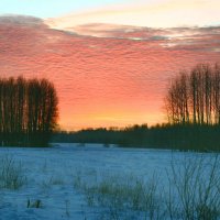 На землю тихо опустился вечер. :: Михаил Белоусов На землю тихо опустился вечер. :: Михаил Белоусов