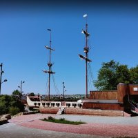 Арт в закрытом городе :: Олег Денисов