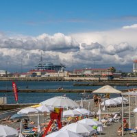 Пляж в Сочи :: Игорь Сикорский Пляж в Сочи :: Игорь Сикорский