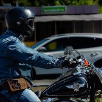 Рыцарь на харлее :: Александр Тарноградский Рыцарь на харлее :: Александр Тарноградский