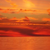 Опять про море.. (Лихо закручен сюжет) :: Alexey YakovLev