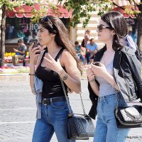 девчонки :: Олег Лукьянов