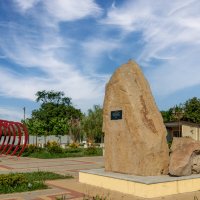 Памятник Казакам в Старой Станице :: Игорь Сикорский