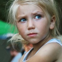 Настороженный азгляд :: СЮ 