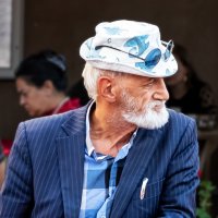 Старик в синем :: Александр 