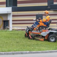 Газонокосилка :: Валерий Иванович