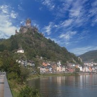 замок Райсбург /бывший императорский замок. На р. Мозель.. :: igor G.