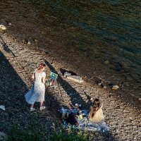 На берегу... :: Сергей Шатохин 