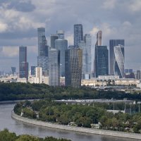 Небоскребы Москва-Сити :: <<< Наташа >>>