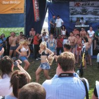 Энергия фестиваля: танцы и радость на сцене :: Джованни Луче