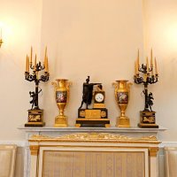 Екатерининский корпус,Петергоф :: Любовь Сахарова