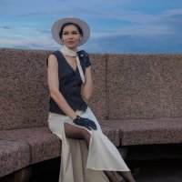 В партере вечерней реки :: Валерий Паршин В партере вечерней реки :: Валерий Паршин