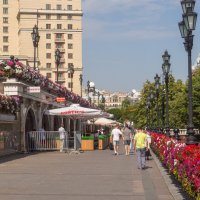 ___ :: Yuriy V