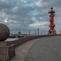 Утро на Стрелке :: Константин Бобинский