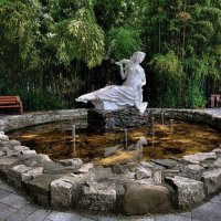 Фонтан "Девушка Хоста" :: Mikhail Irtyshskiy